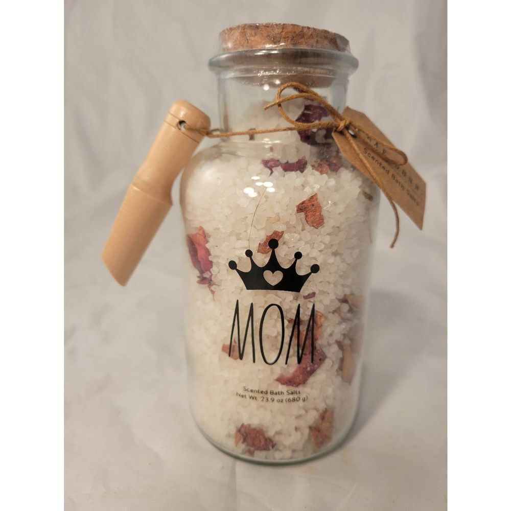 Rae Dunn Wild Rose Scented Bath Salts w Rose Petals "MOM" Crown